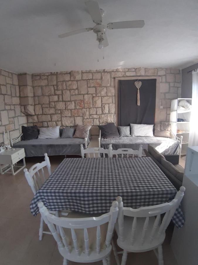 Apartment Lila Garden Bol Buitenkant foto