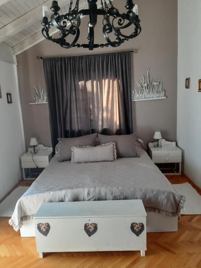 Apartment Lila Garden Bol Buitenkant foto